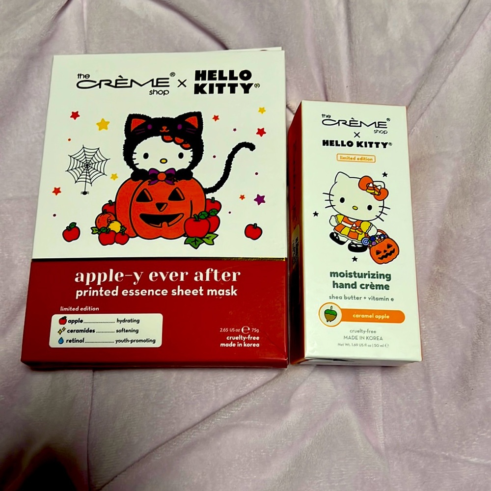 Hello kitty Halloween